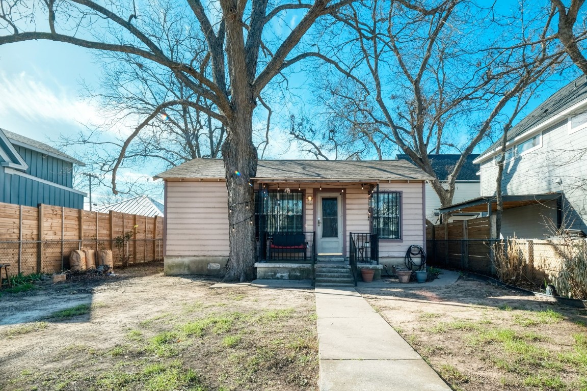 Sold: 1809 Haskell Street Blog Image Banner