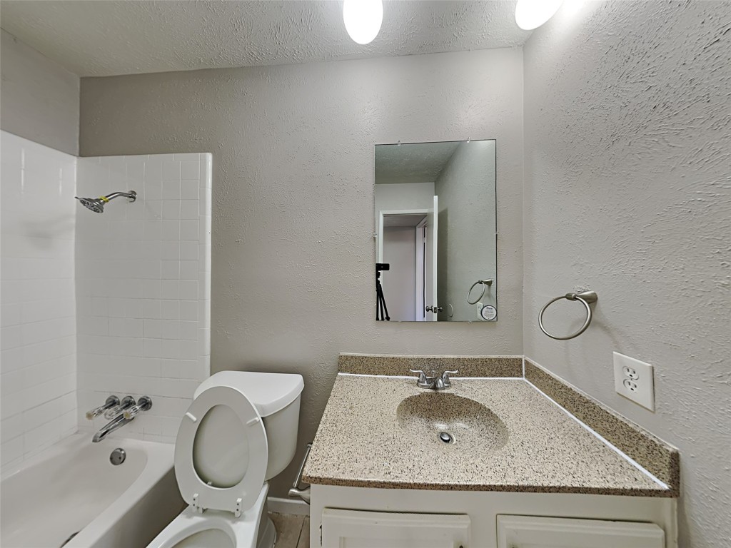 7125 HARDWOOD , Dallas, TX, 75249 | 20275900 | Realty Texas LLC