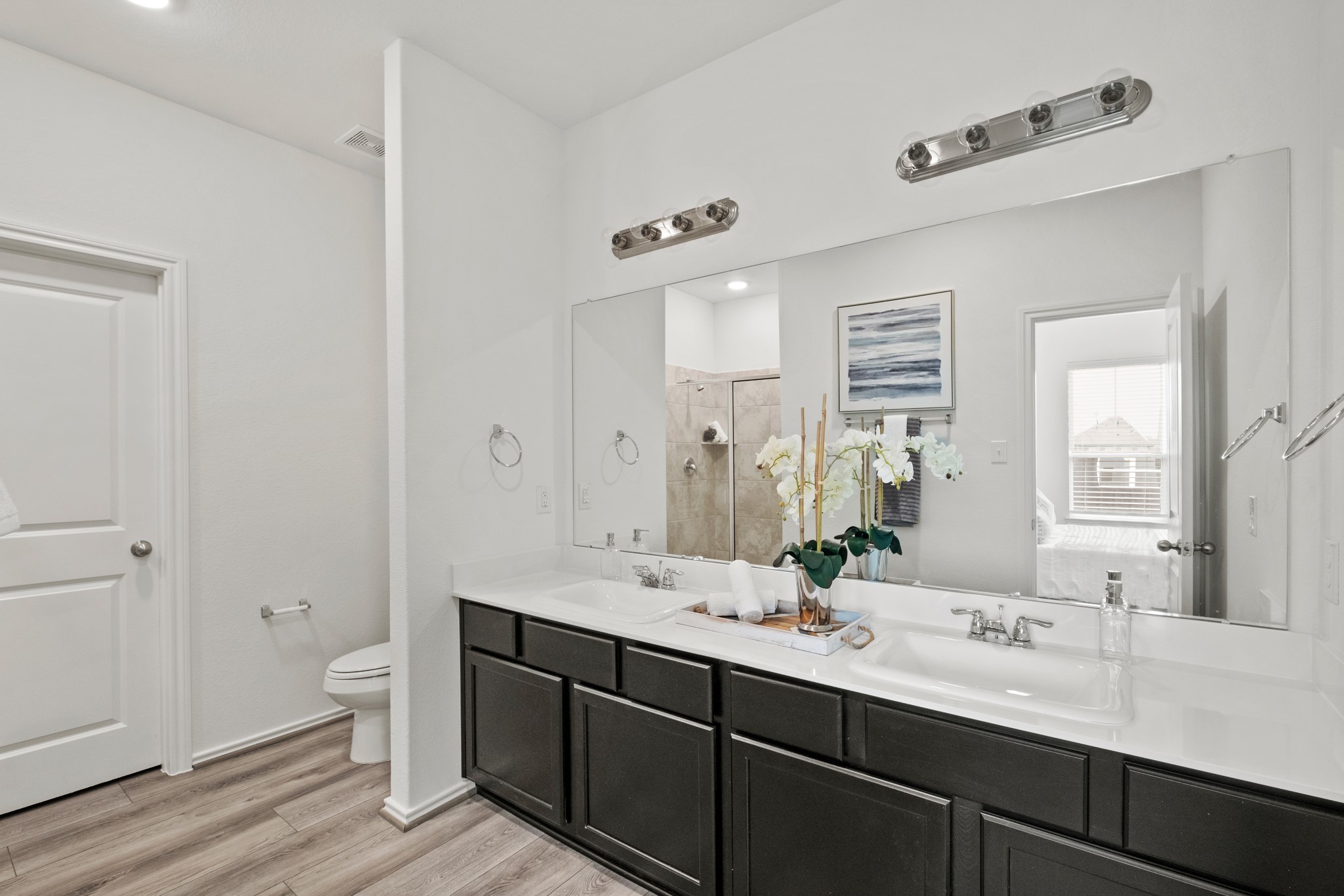 1408 Wycliffe Drive C , Houston, TX, 77043 | 95273222 | Realty Texas LLC