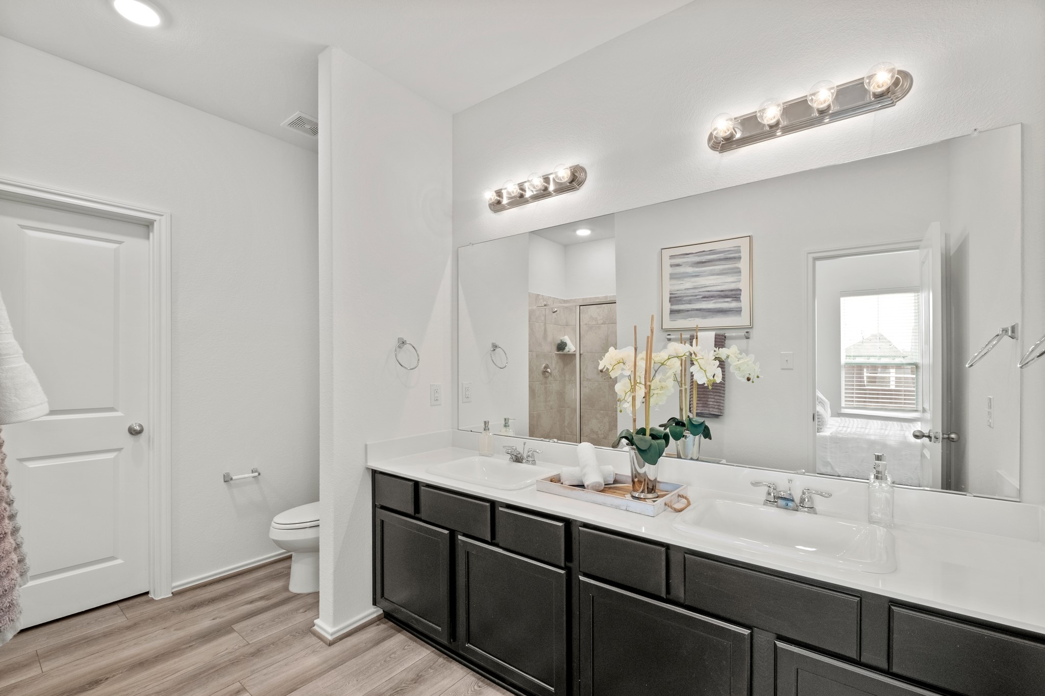 1408 Wycliffe Drive C , Houston, TX, 77043 | 95273222 | Realty Texas LLC