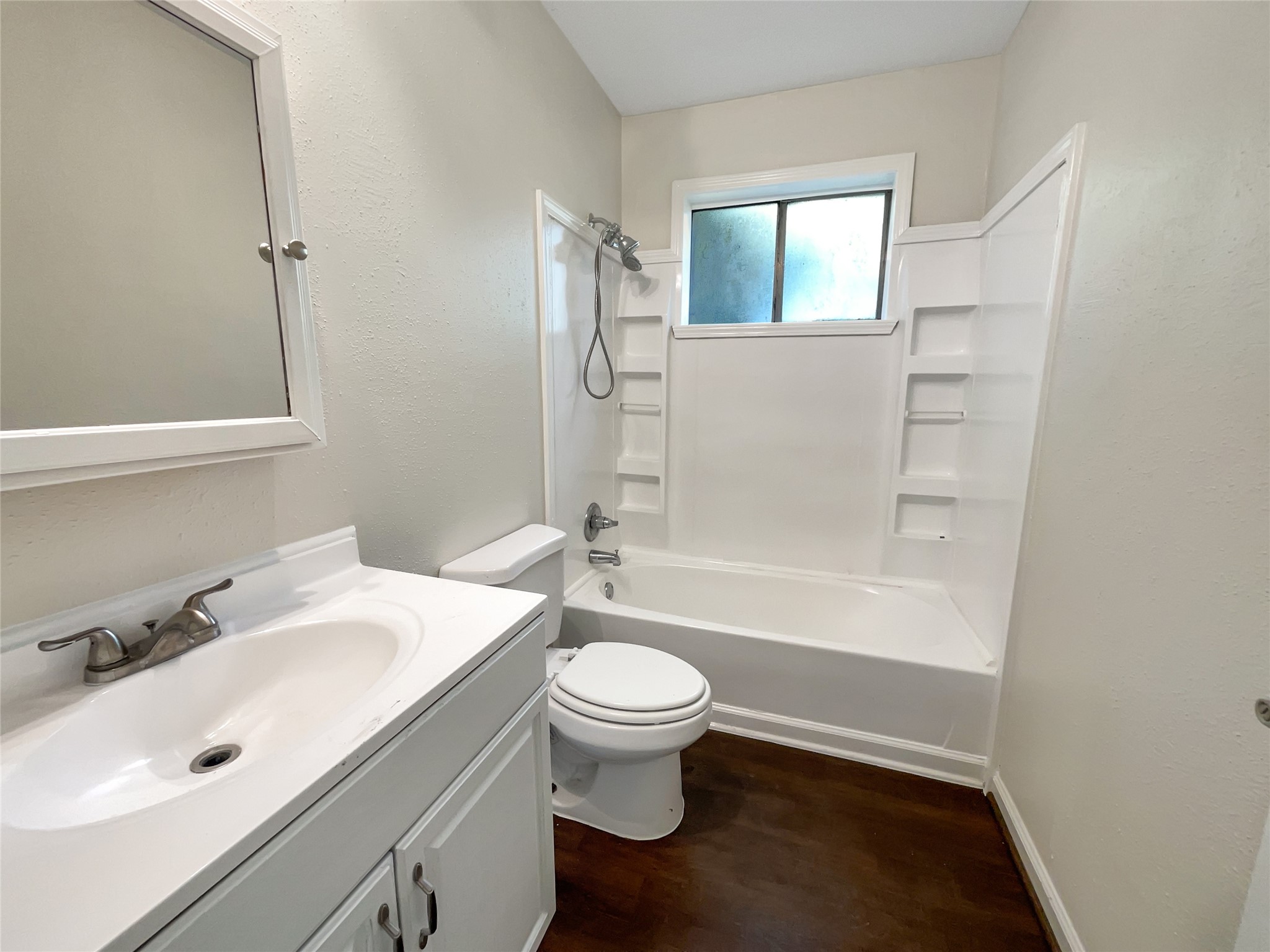 40 Wagon Lane Loop , Angleton, TX, 77515 | 26976637 | Realty Texas LLC