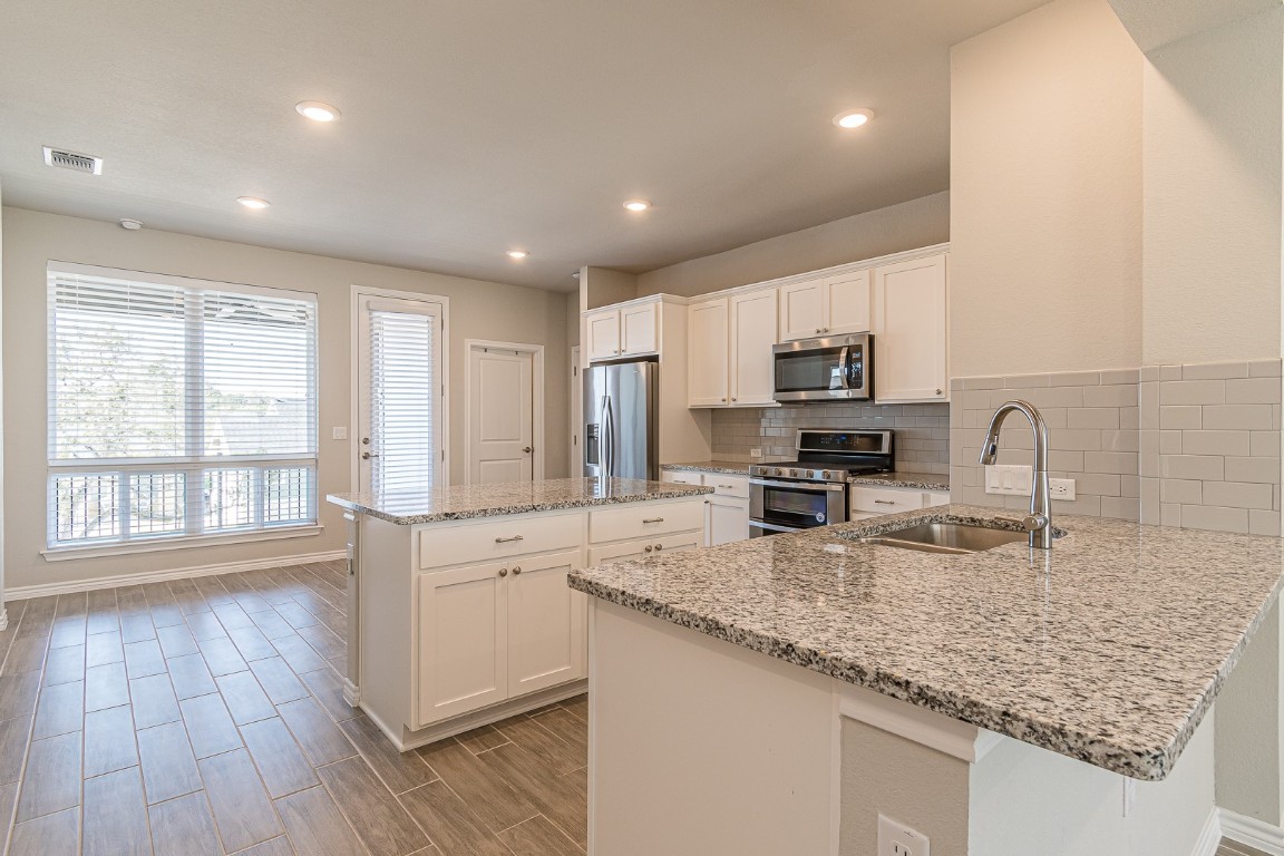 116 Mulligan Drive 105 , San Marcos, TX, 78666 | 4672272 | Realty Texas LLC