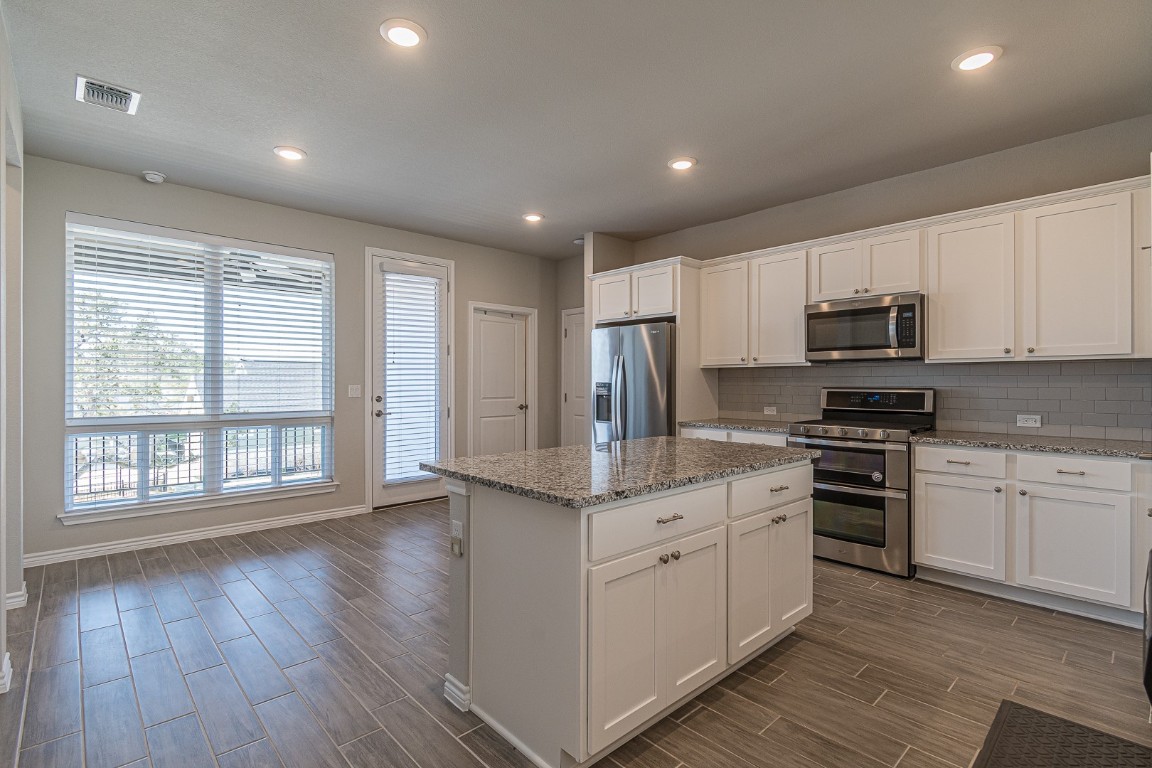 116 Mulligan Drive 105 , San Marcos, TX, 78666 | 4672272 | Realty Texas LLC