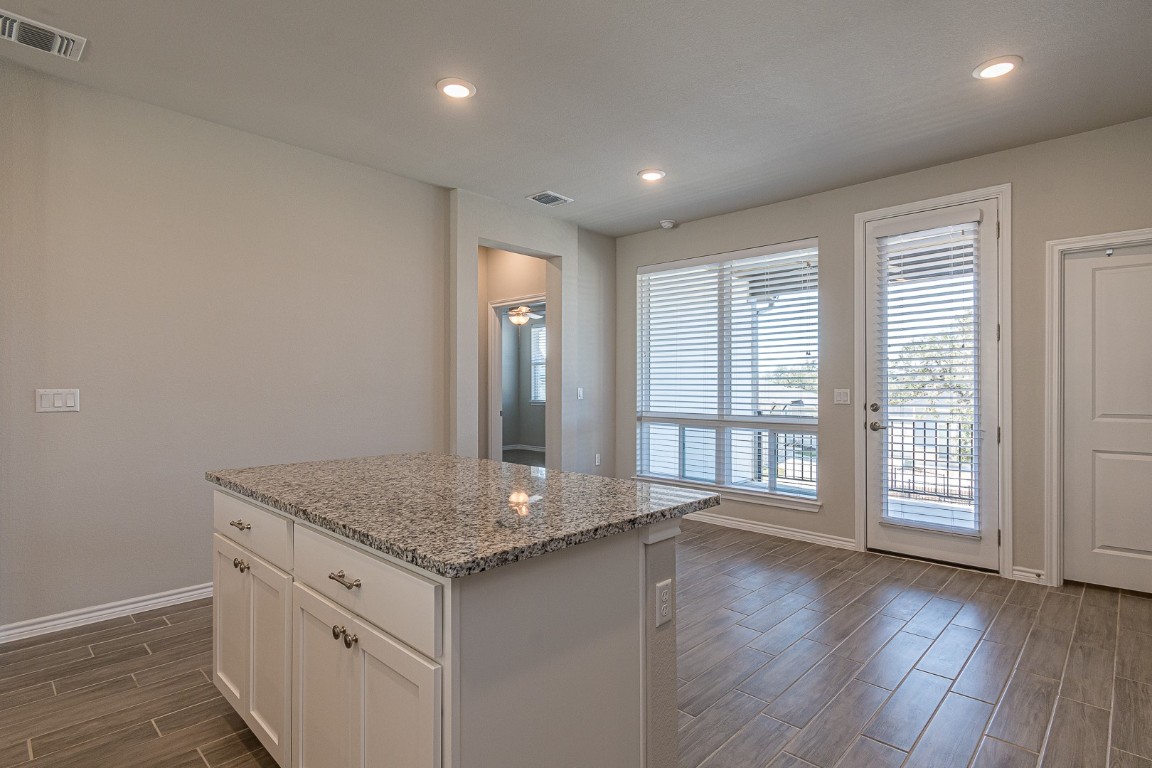 116 Mulligan Drive 105 , San Marcos, TX, 78666 | 4672272 | Realty Texas LLC