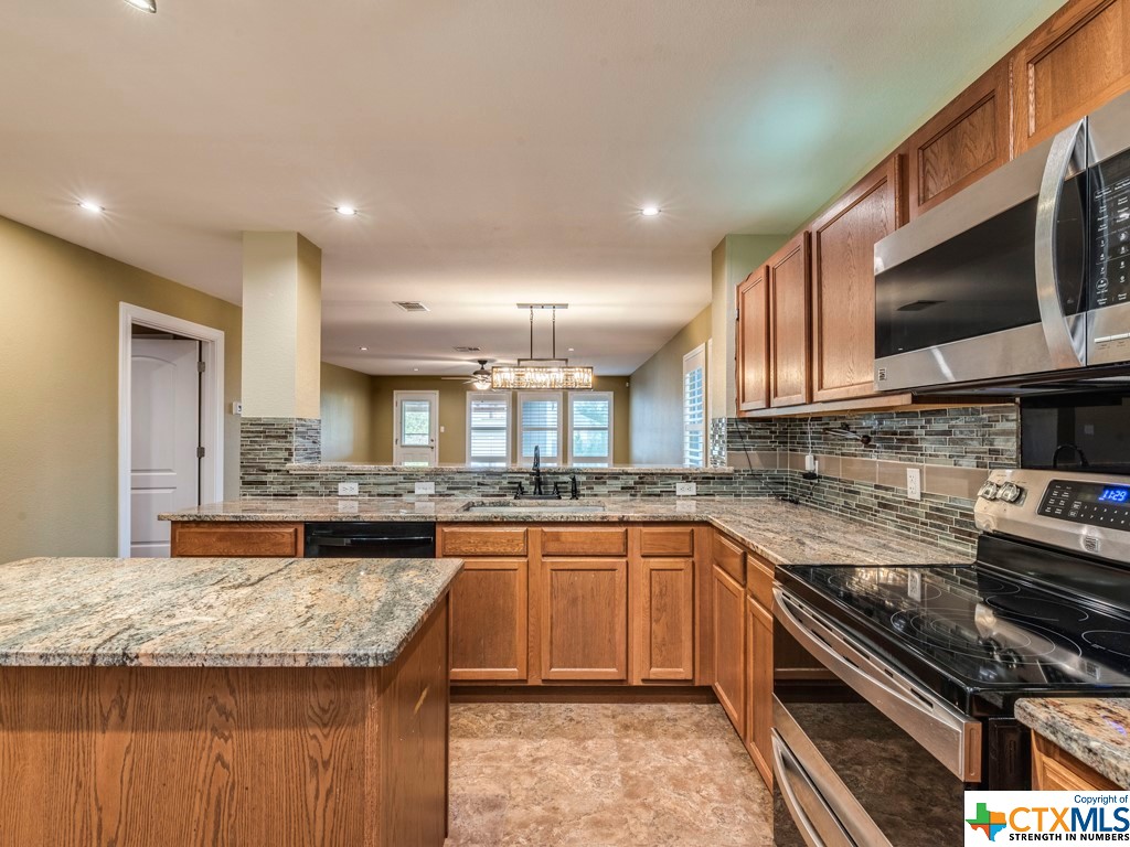 215 Herrera Trail , Hutto, TX, 78634 | 503101 | Realty Texas LLC