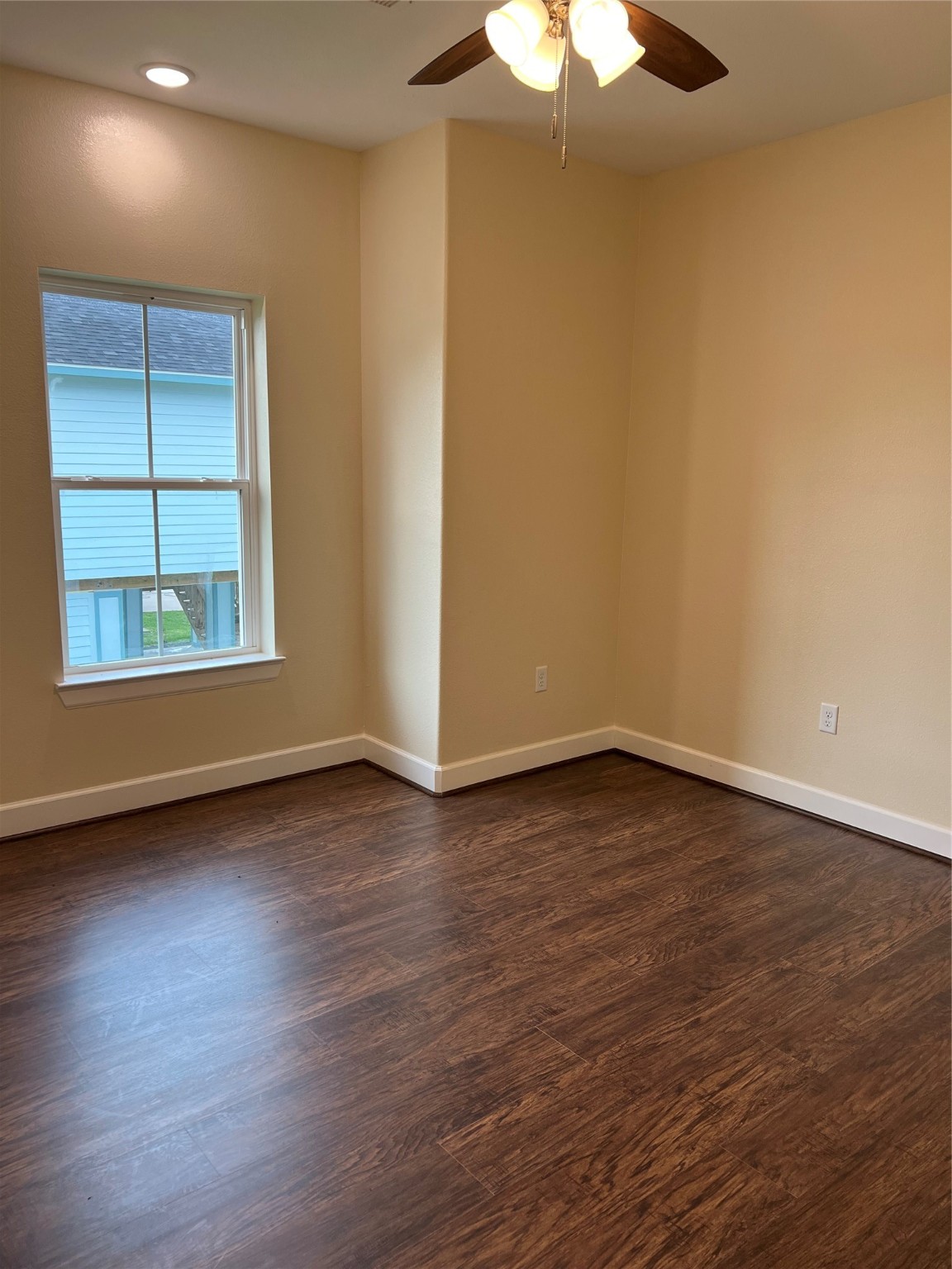 4002 Mendocino , Galveston, TX, 77554 | 91556304 | Realty Texas LLC