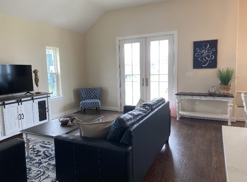 4002 Mendocino , Galveston, TX, 77554 | 91556304 | Realty Texas LLC