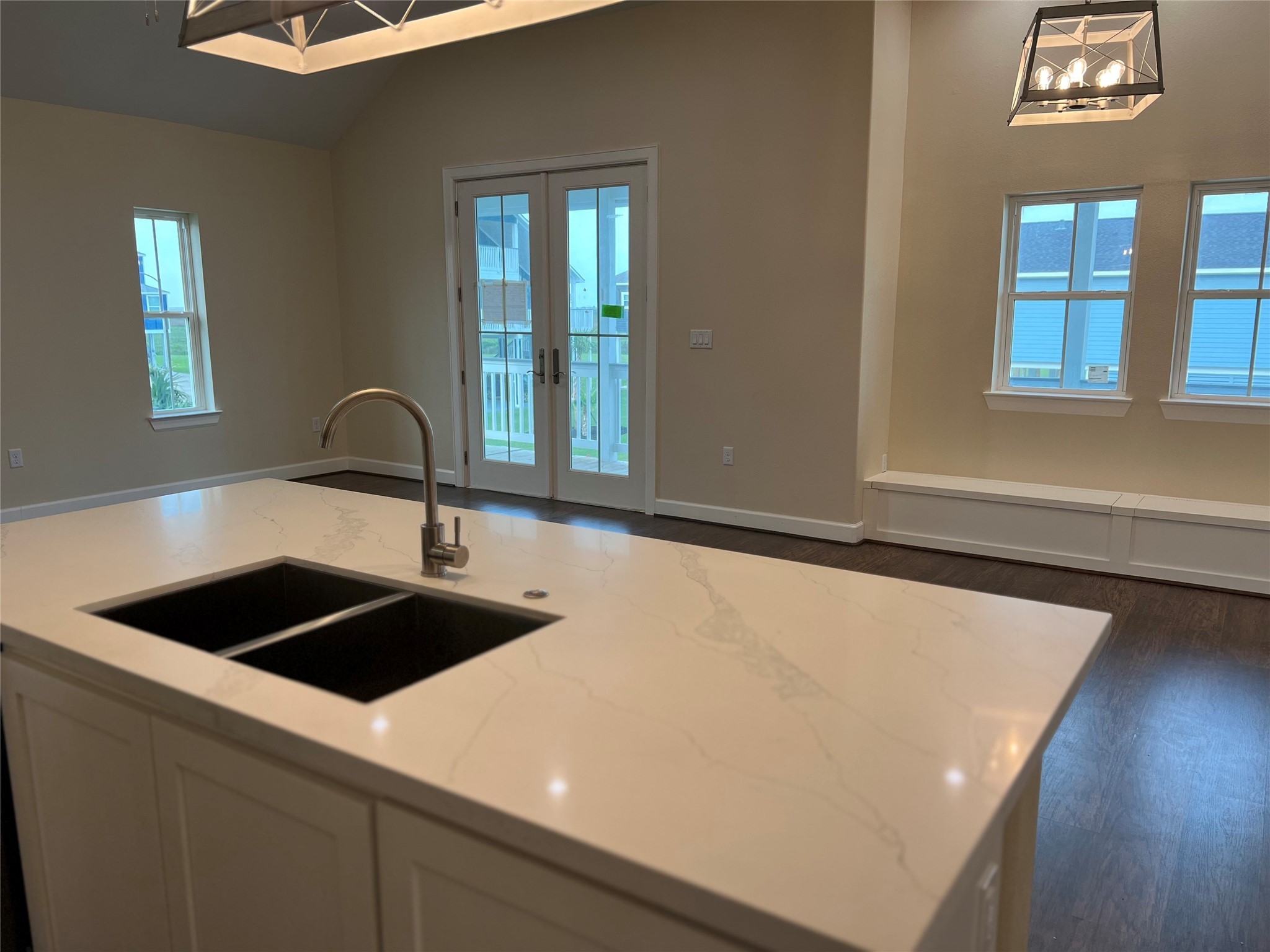 4002 Mendocino , Galveston, TX, 77554 | 91556304 | Realty Texas LLC