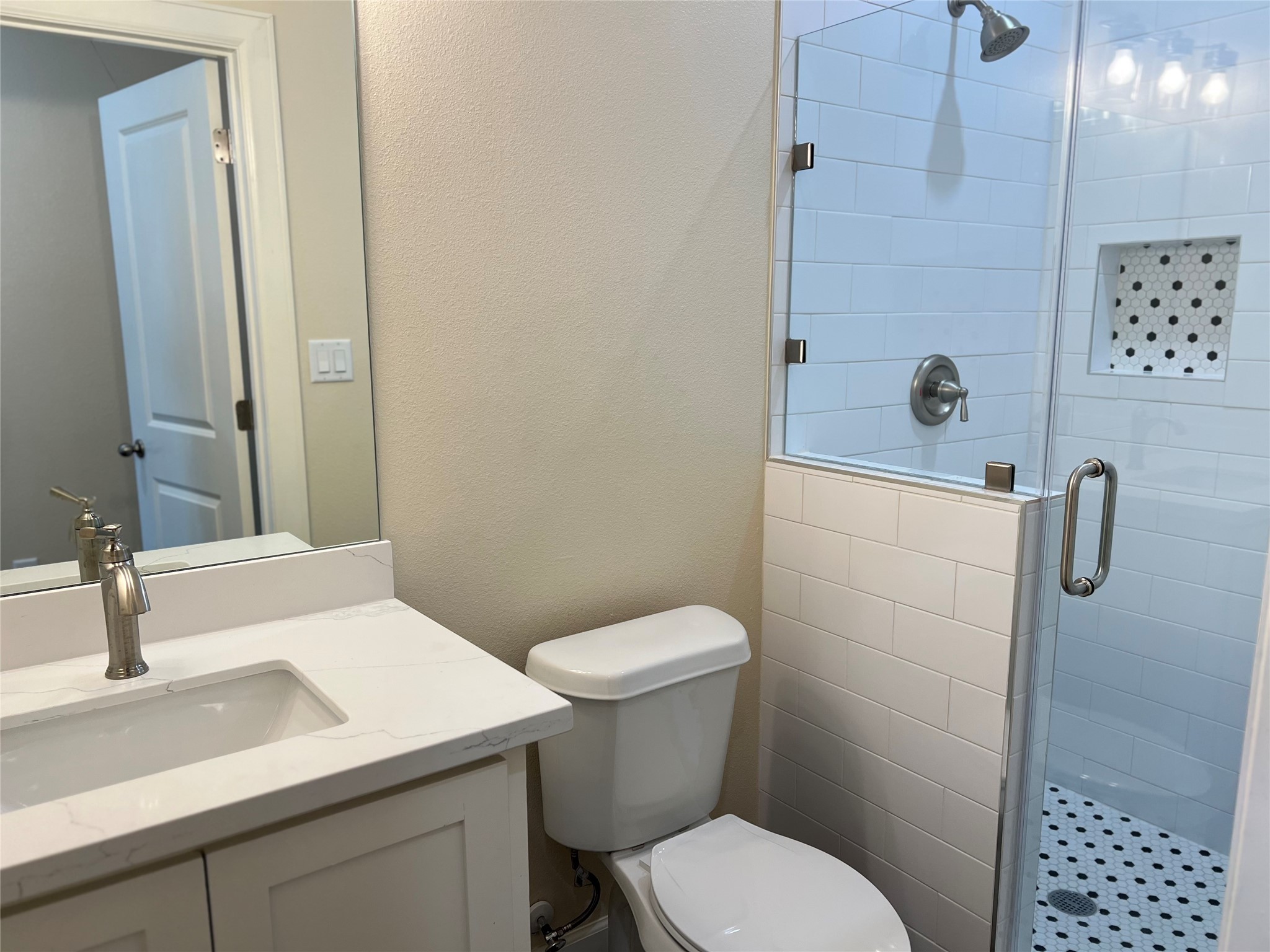 4002 Mendocino , Galveston, TX, 77554 | 91556304 | Realty Texas LLC