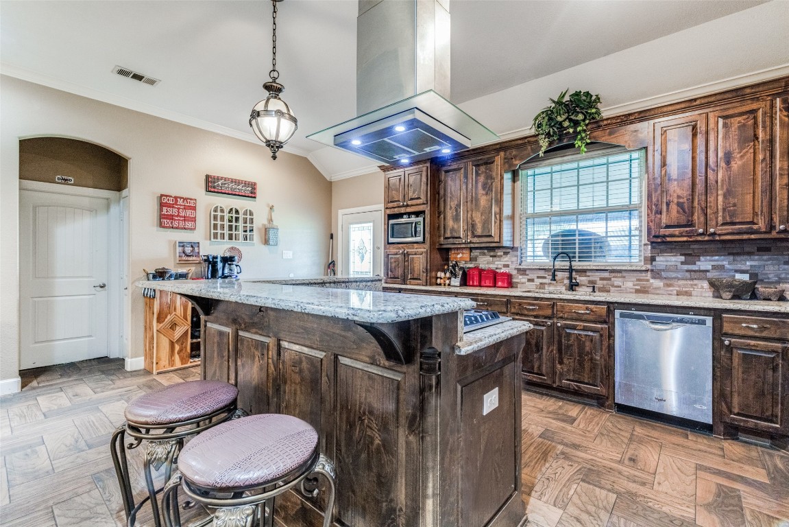 15010 Lasater , Dallas, TX, 75253 | 20300812 | Realty Texas LLC