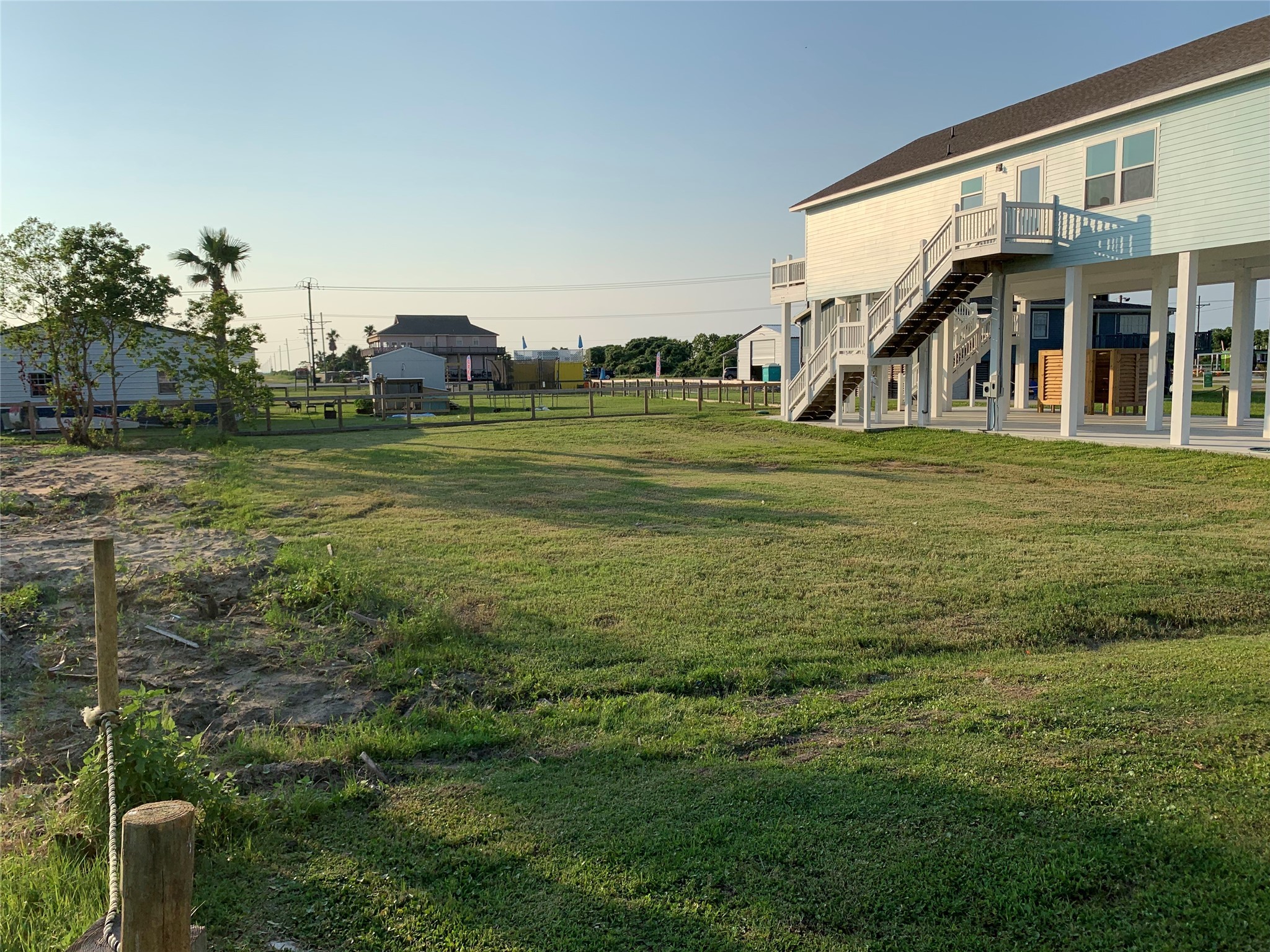 2111 Seahorse Lane , Crystal Beach, TX, 77650 | 69524444 | Realty Texas LLC