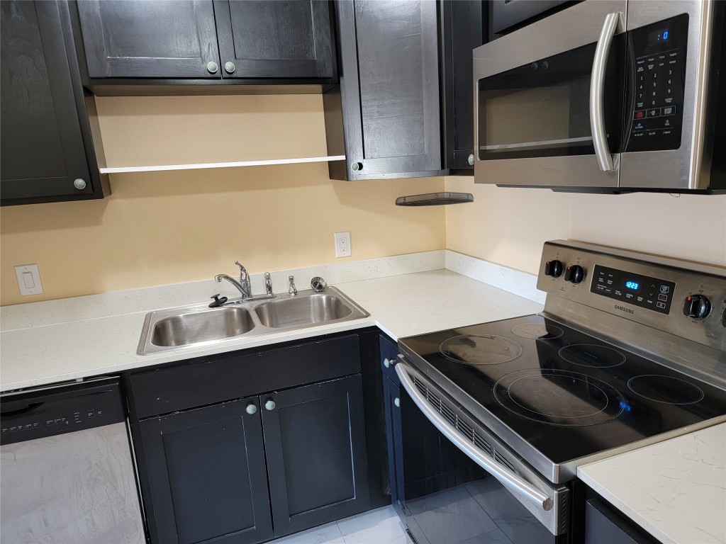 9837 Walnut Street 206 , Dallas, TX, 75243 | 20301611 | Realty Texas LLC