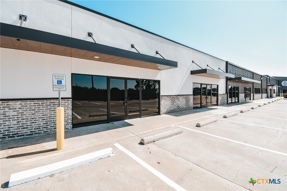 3706 N Navarro Street 200 , Victoria, TX, 77901 | 502867 | Realty Texas LLC