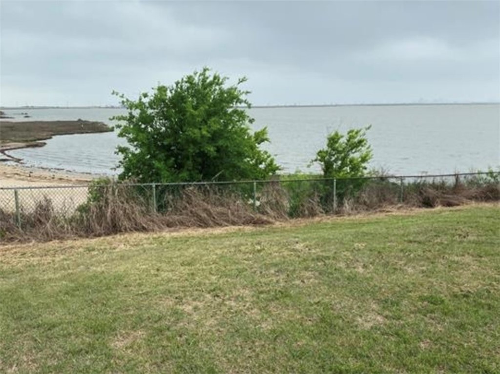 1014 Bluff Dr , Portland, TX, 78374 | 416884 | Realty Texas LLC