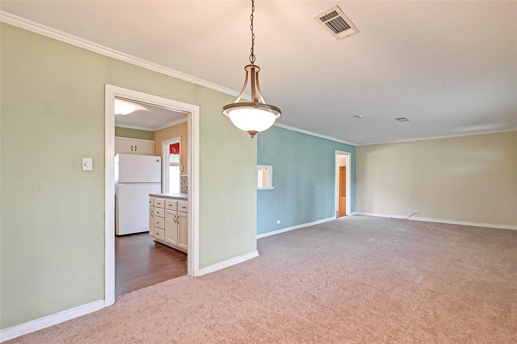 1200 N Meyer Street , Sealy, TX, 77474 | 71667420 | Realty Texas LLC