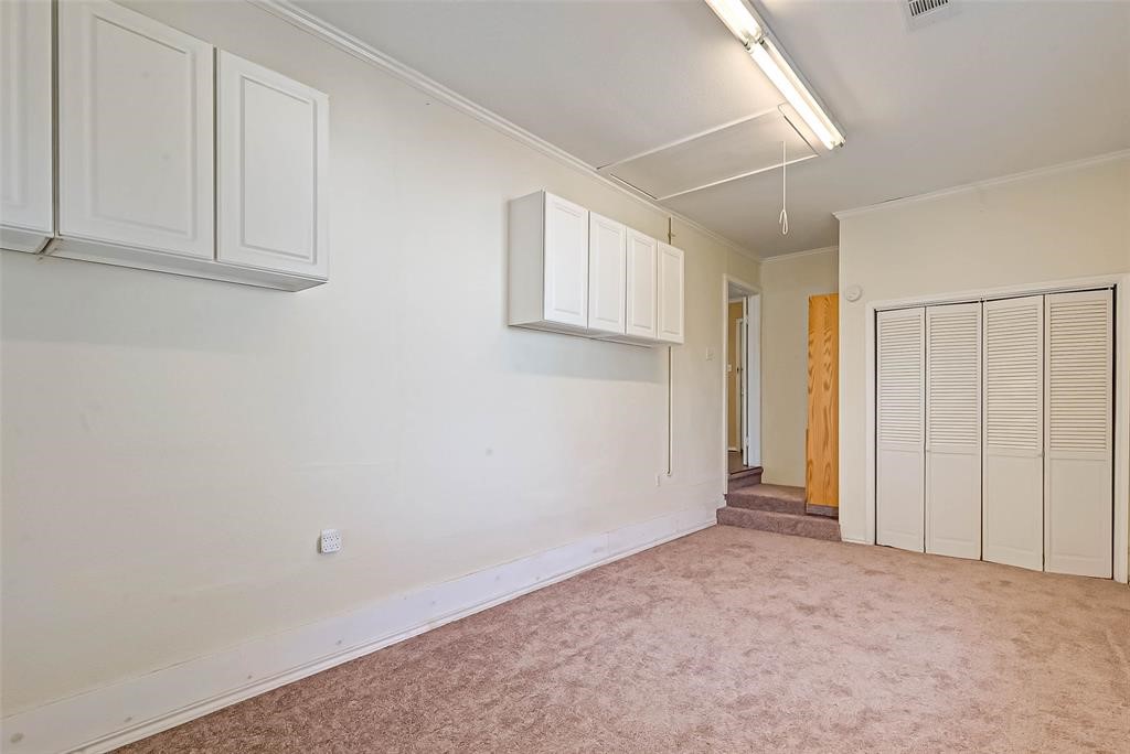 1200 N Meyer Street , Sealy, TX, 77474 | 71667420 | Realty Texas LLC