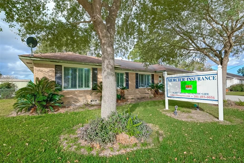 1200 N Meyer Street , Sealy, TX, 77474 | 71667420 | Realty Texas LLC