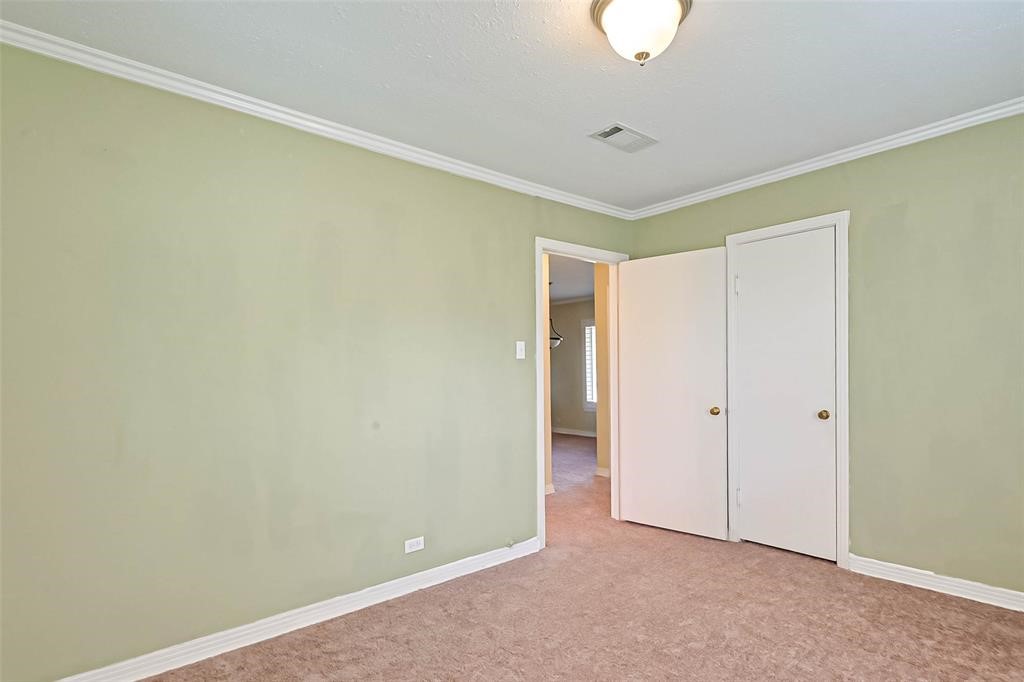 1200 N Meyer Street , Sealy, TX, 77474 | 71667420 | Realty Texas LLC