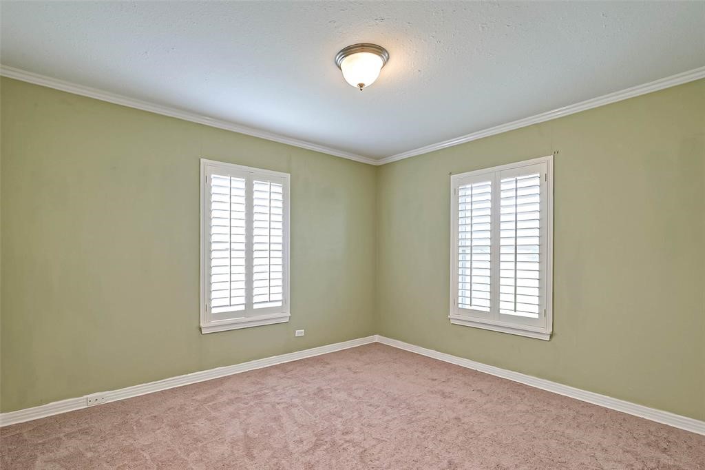 1200 N Meyer Street , Sealy, TX, 77474 | 71667420 | Realty Texas LLC