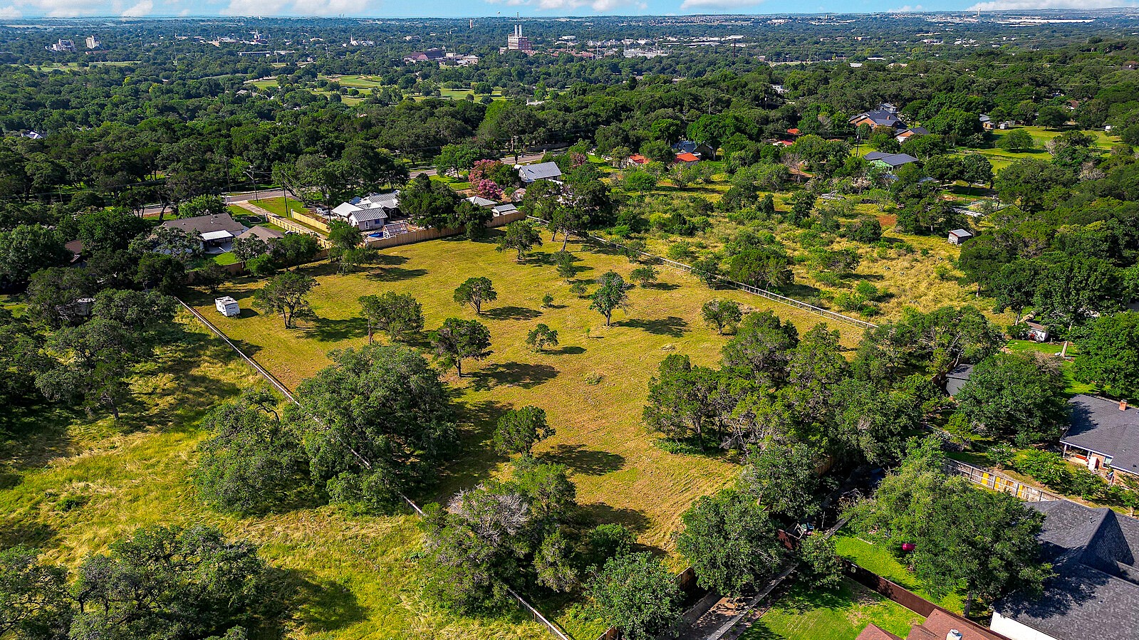 417 Lakeview Boulevard , New Braunfels, TX, 78130 | 77101961 | Realty Texas LLC
