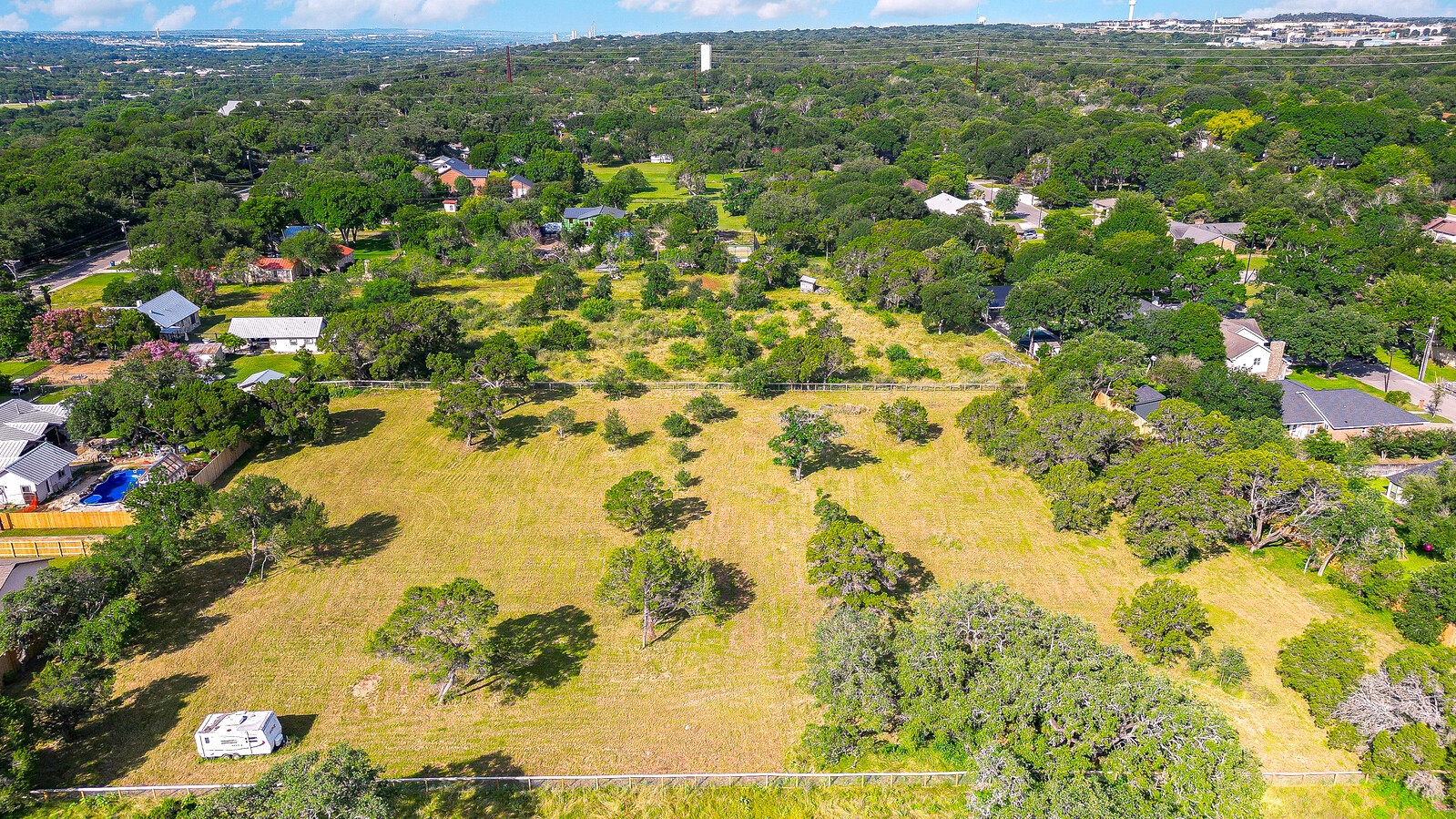 417 Lakeview Boulevard , New Braunfels, TX, 78130 | 77101961 | Realty Texas LLC
