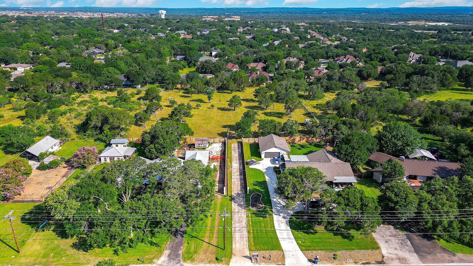417 Lakeview Boulevard , New Braunfels, TX, 78130 | 77101961 | Realty Texas LLC