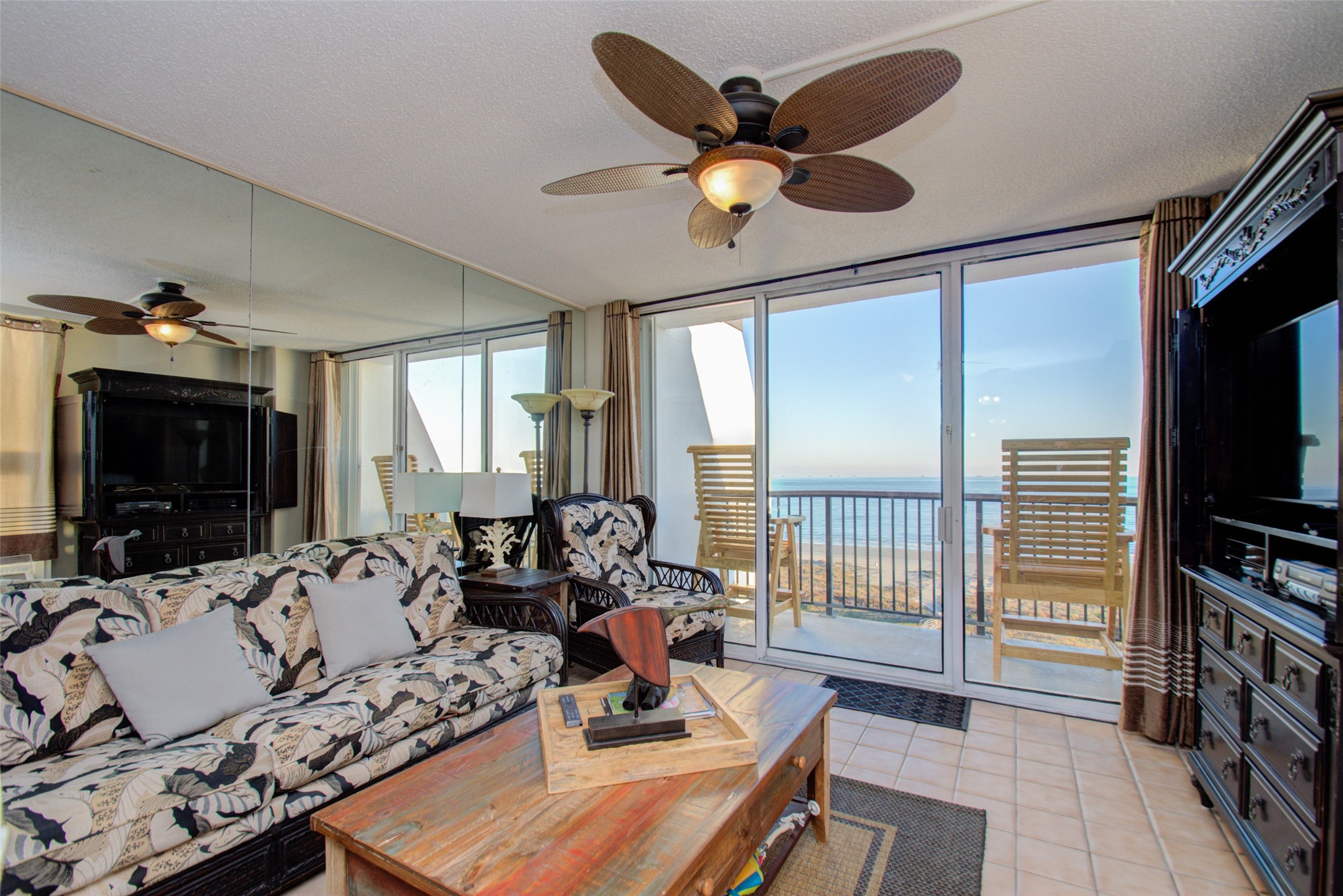 415 E Beach Drive 901 , Galveston, TX, 77550 | 63701596 | Realty Texas LLC