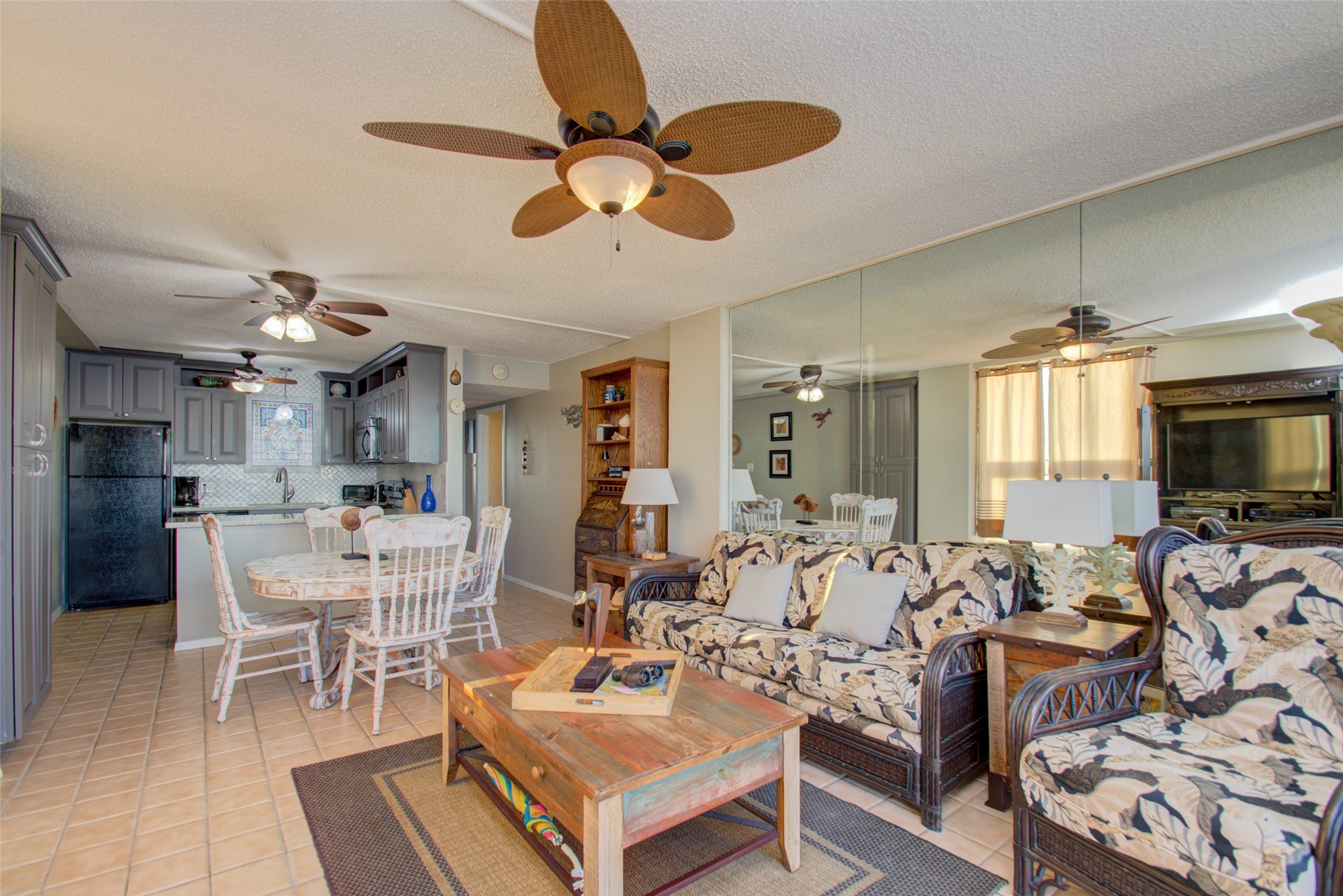 415 E Beach Drive 901 , Galveston, TX, 77550 | 63701596 | Realty Texas LLC