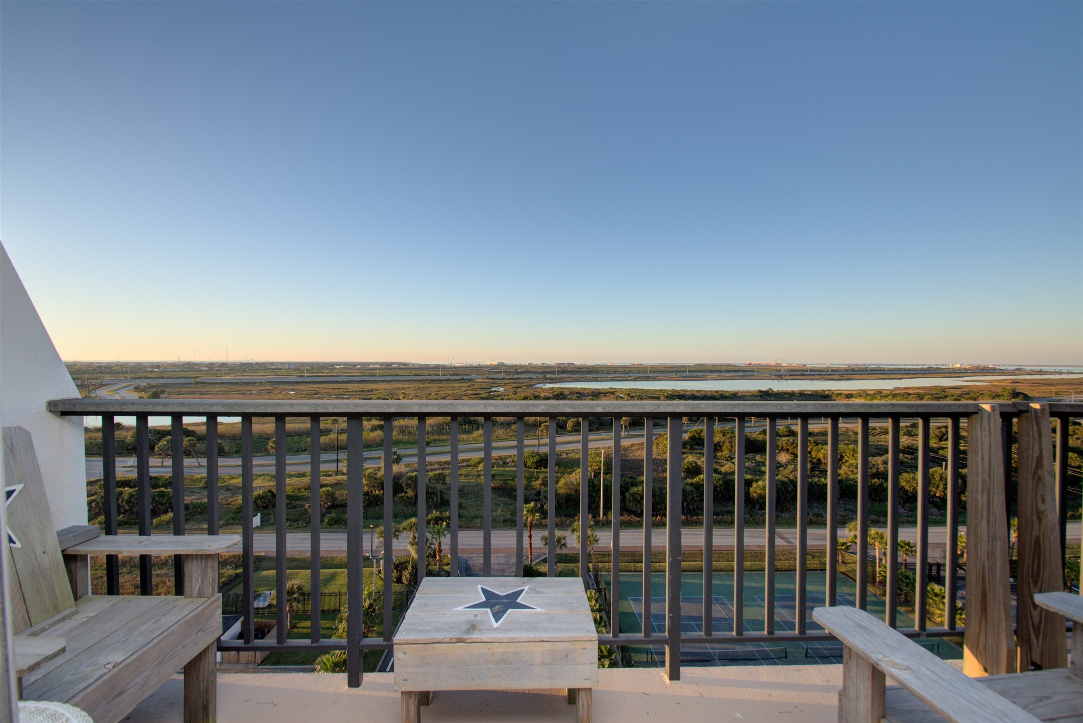 415 E Beach Drive 901 , Galveston, TX, 77550 | 63701596 | Realty Texas LLC