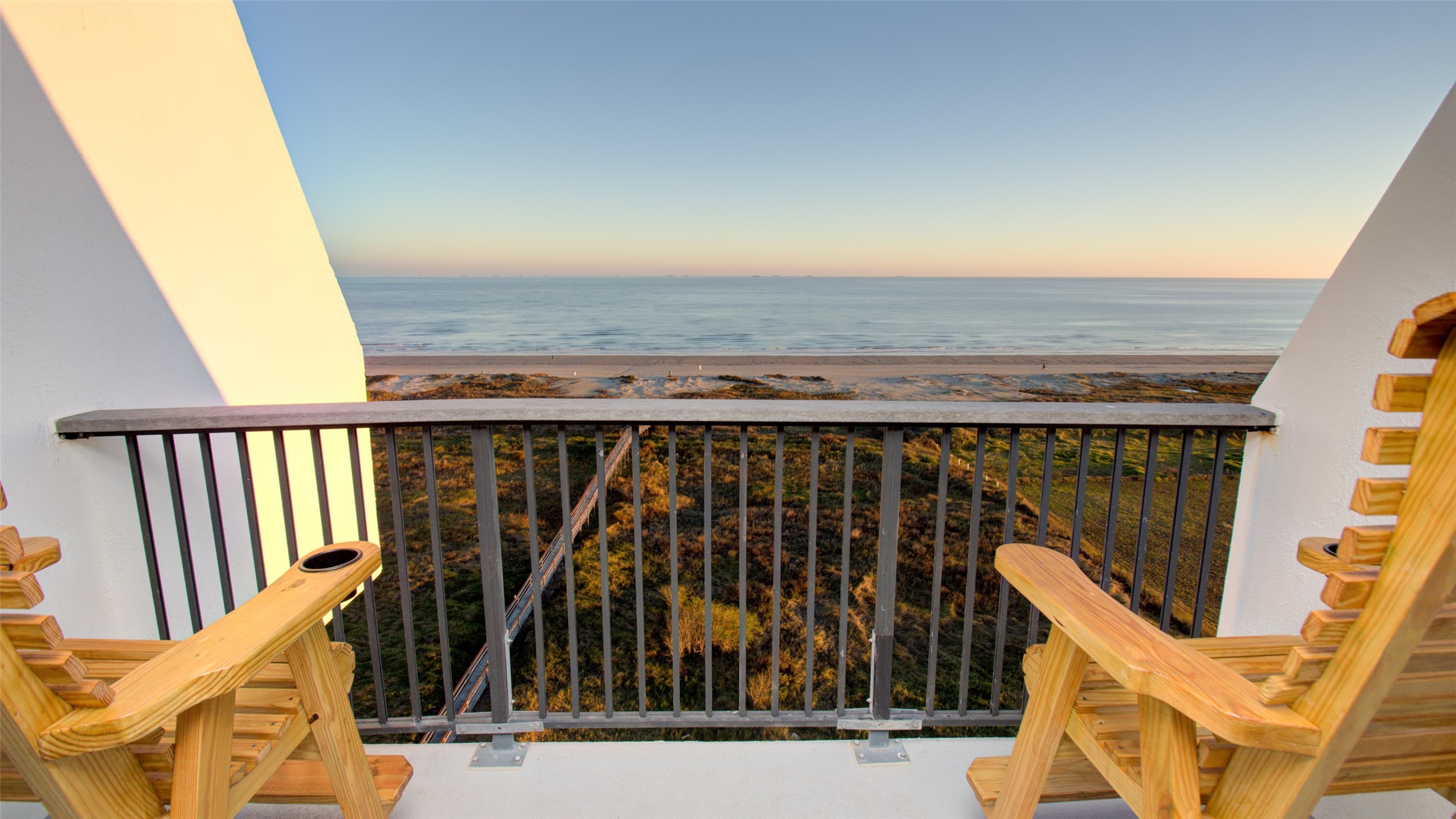 415 E Beach Drive 901 , Galveston, TX, 77550 | 63701596 | Realty Texas LLC