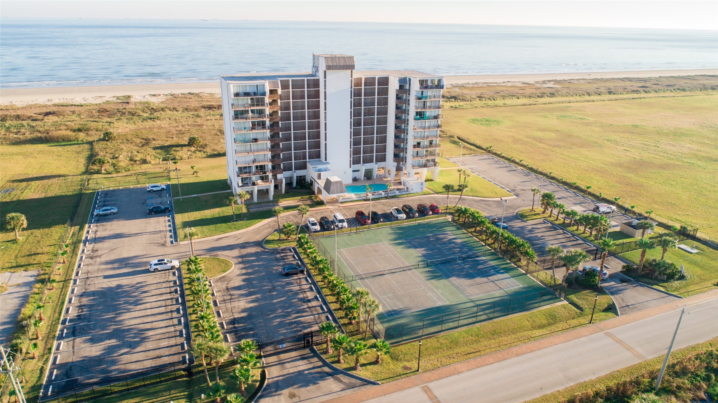 415 E Beach Drive 901 , Galveston, TX, 77550 | 63701596 | Realty Texas LLC