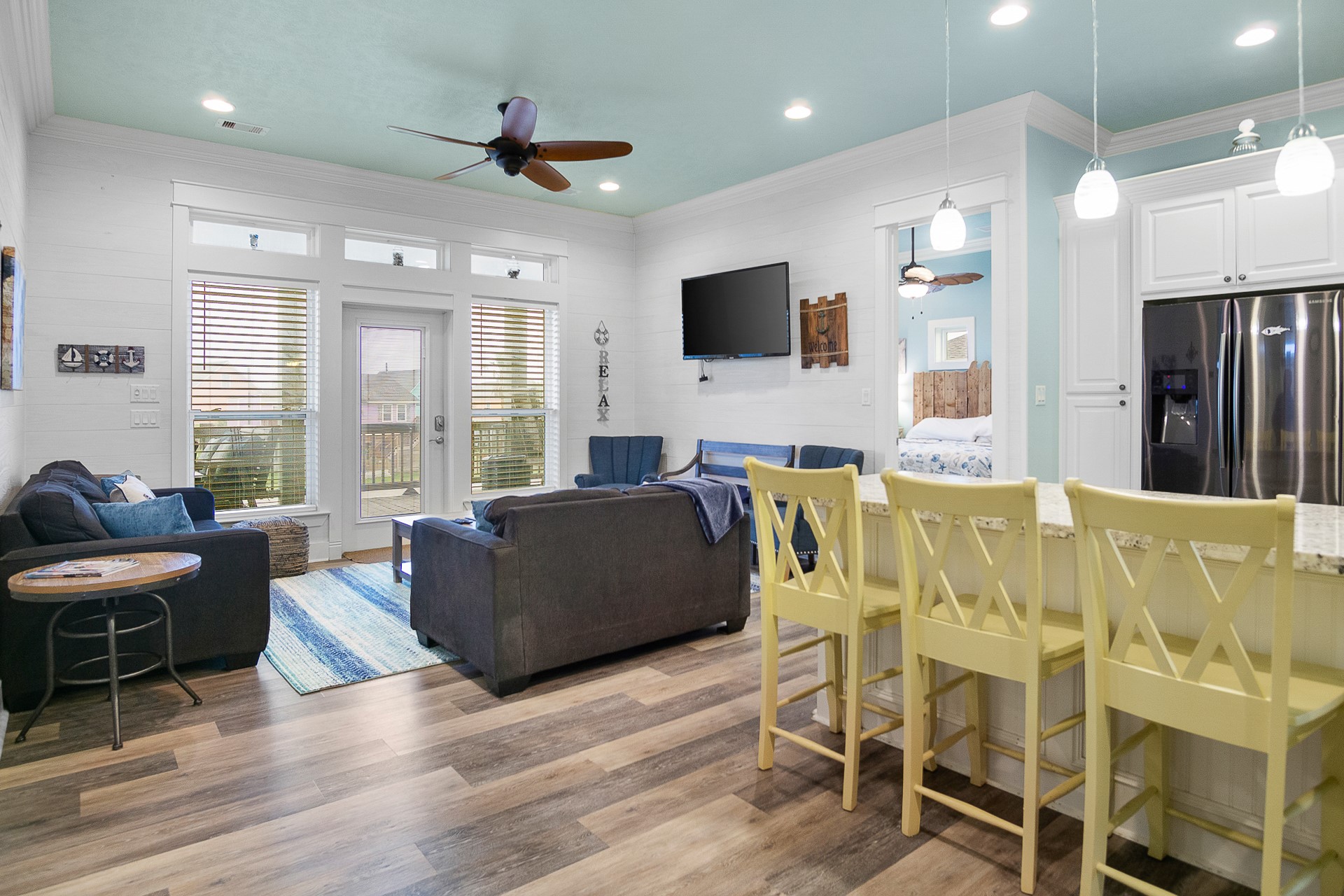 1946 Avenue G , Crystal Beach, TX, 77650 | 96082128 | Realty Texas LLC