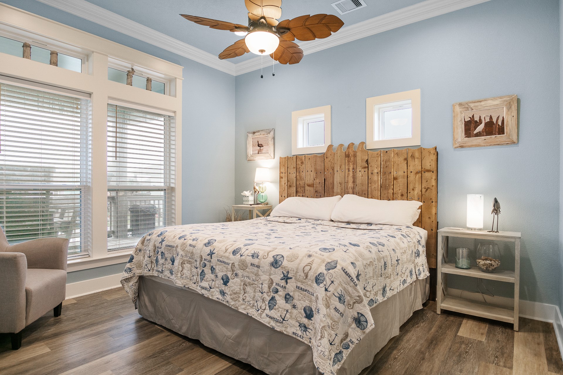 1946 Avenue G , Crystal Beach, TX, 77650 | 96082128 | Realty Texas LLC