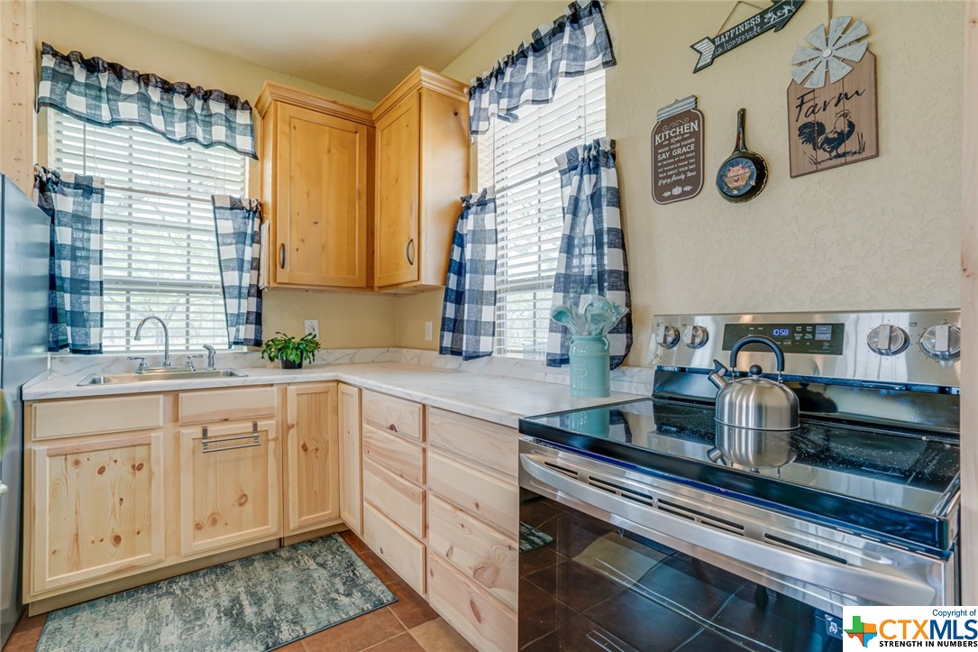 1354 Red Barn Road , Poteet, TX, 78065 | 505343 | Realty Texas LLC