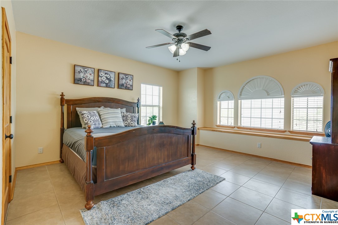 1354 Red Barn Road , Poteet, TX, 78065 | 505343 | Realty Texas LLC