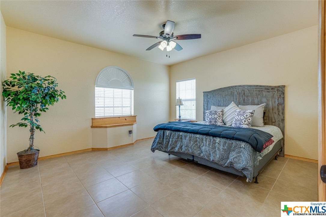 1354 Red Barn Road , Poteet, TX, 78065 | 505343 | Realty Texas LLC