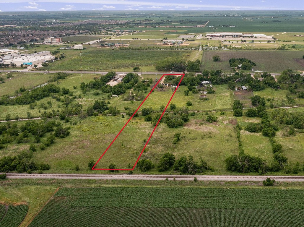 4208 N Main Street , Taylor, TX, 76574 | 2985039 | Realty Texas LLC