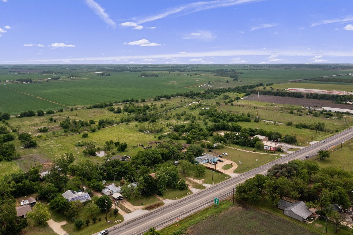 4208 N Main Street , Taylor, TX, 76574 | 2985039 | Realty Texas LLC