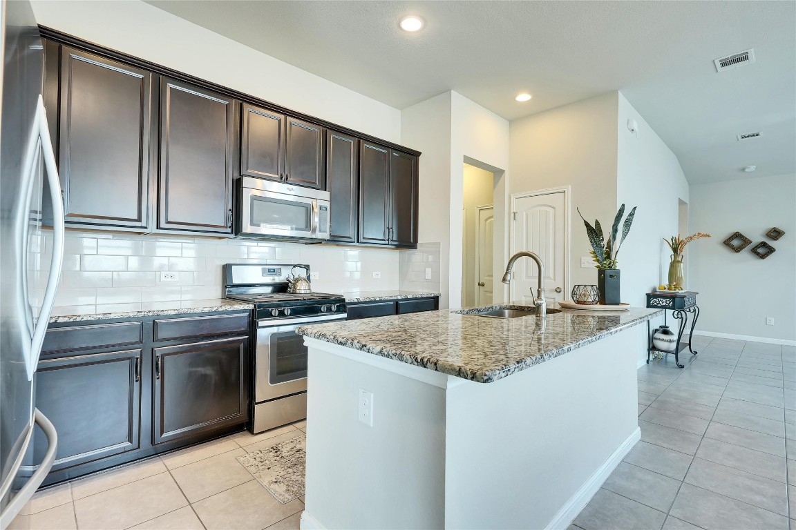 11302 Birlandier Court 43