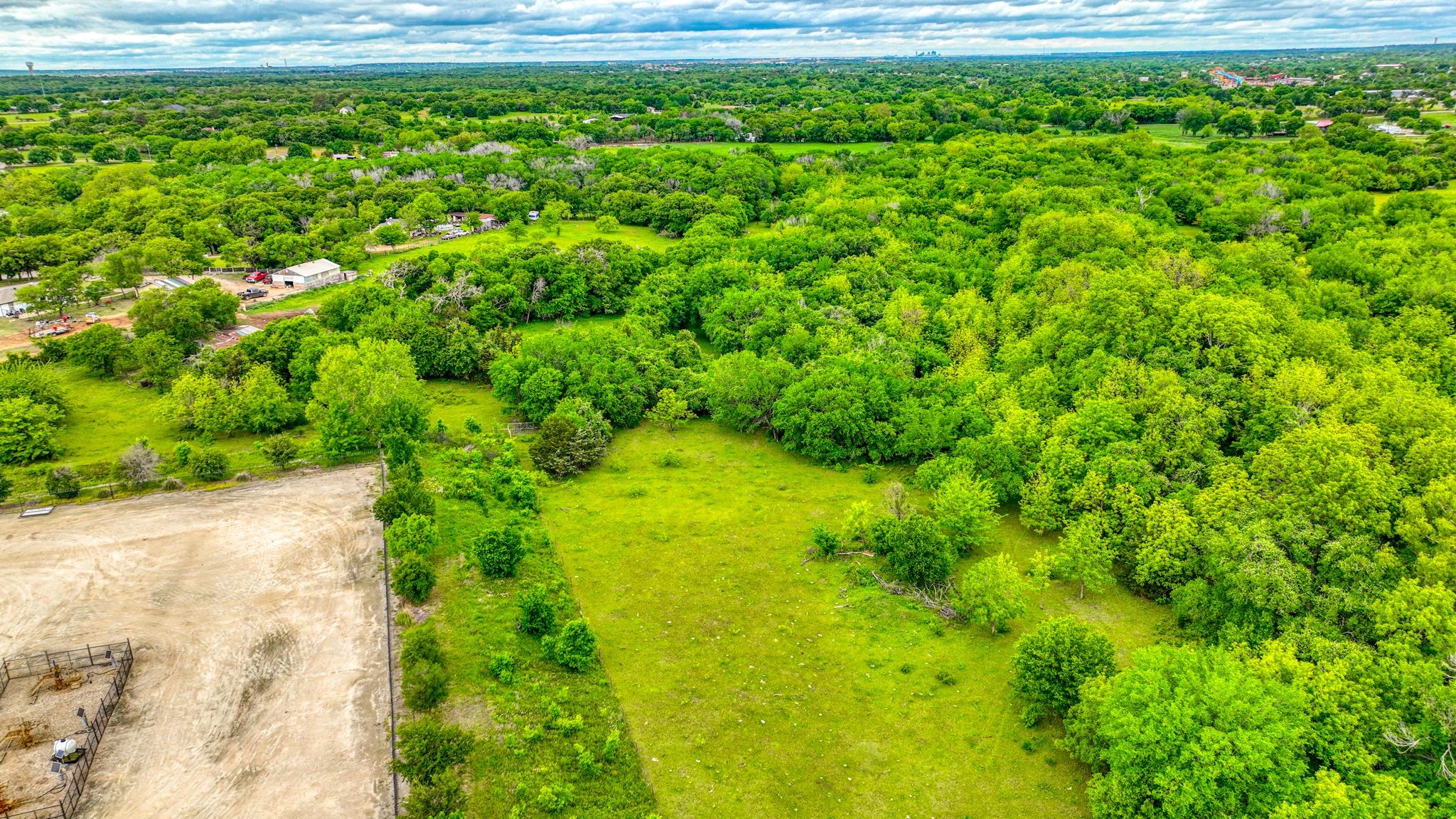 1201 S Briaroaks Road , Burleson, TX, 76031 | 20315475 | Realty Texas LLC