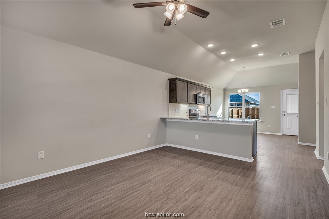 1104 Night Dew Avenue , Navasota, TX, 77868 | 23006193 | Realty Texas LLC