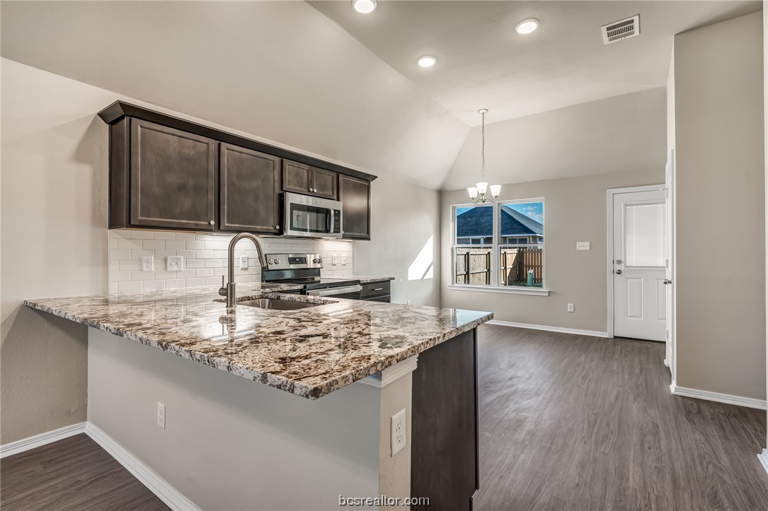 1104 Night Dew Avenue , Navasota, TX, 77868 | 23006193 | Realty Texas LLC