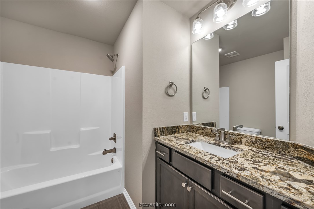 1104 Night Dew Avenue , Navasota, TX, 77868 | 23006193 | Realty Texas LLC