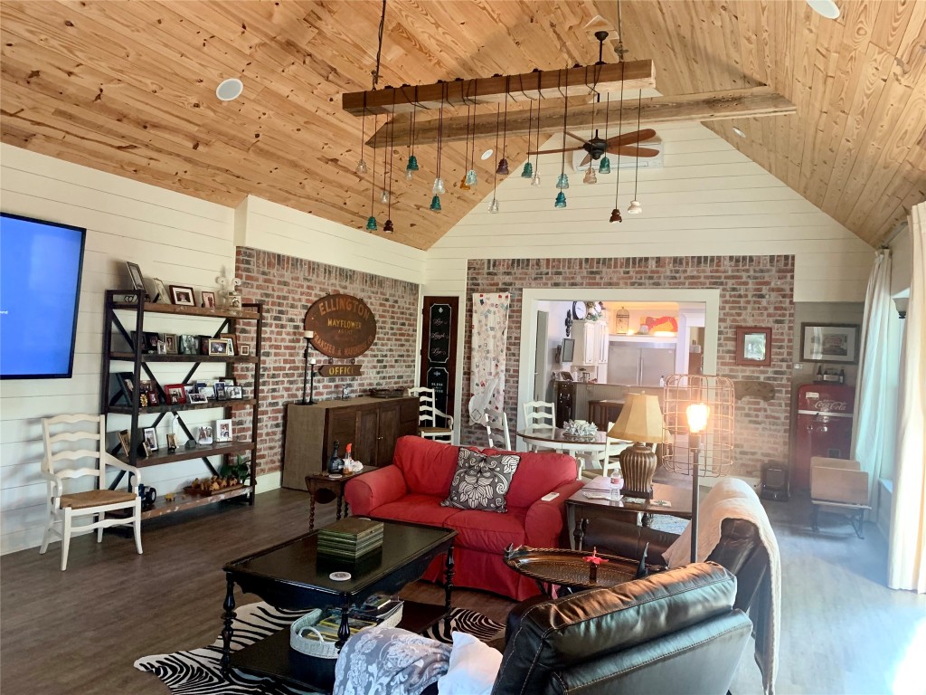 222 Old Palmetto Road , Benton, LA, 71006 | 20315770 | Realty Texas LLC