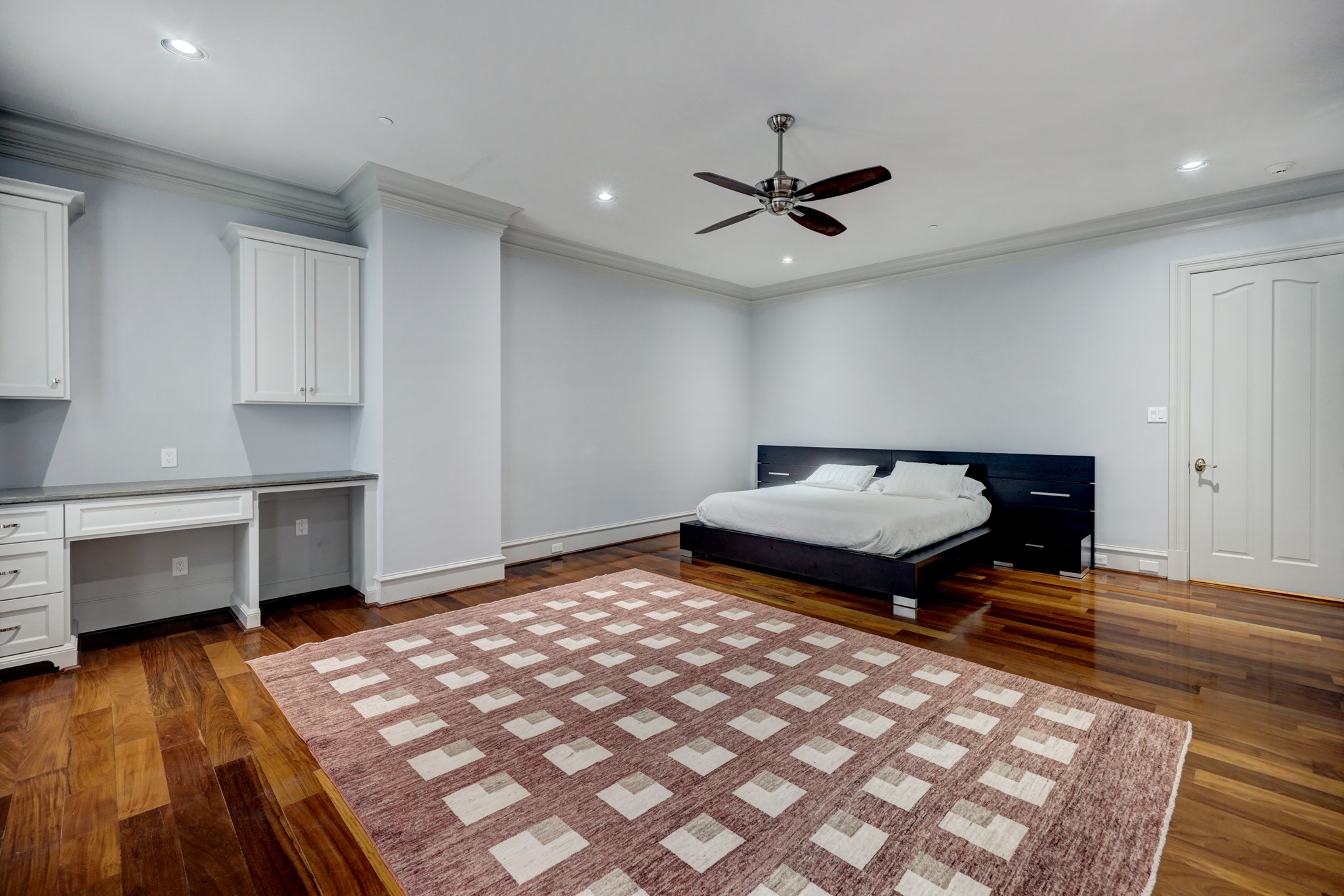 705 Kuhlman Road , Houston, TX, 77024 | 43863388 | Realty Texas LLC