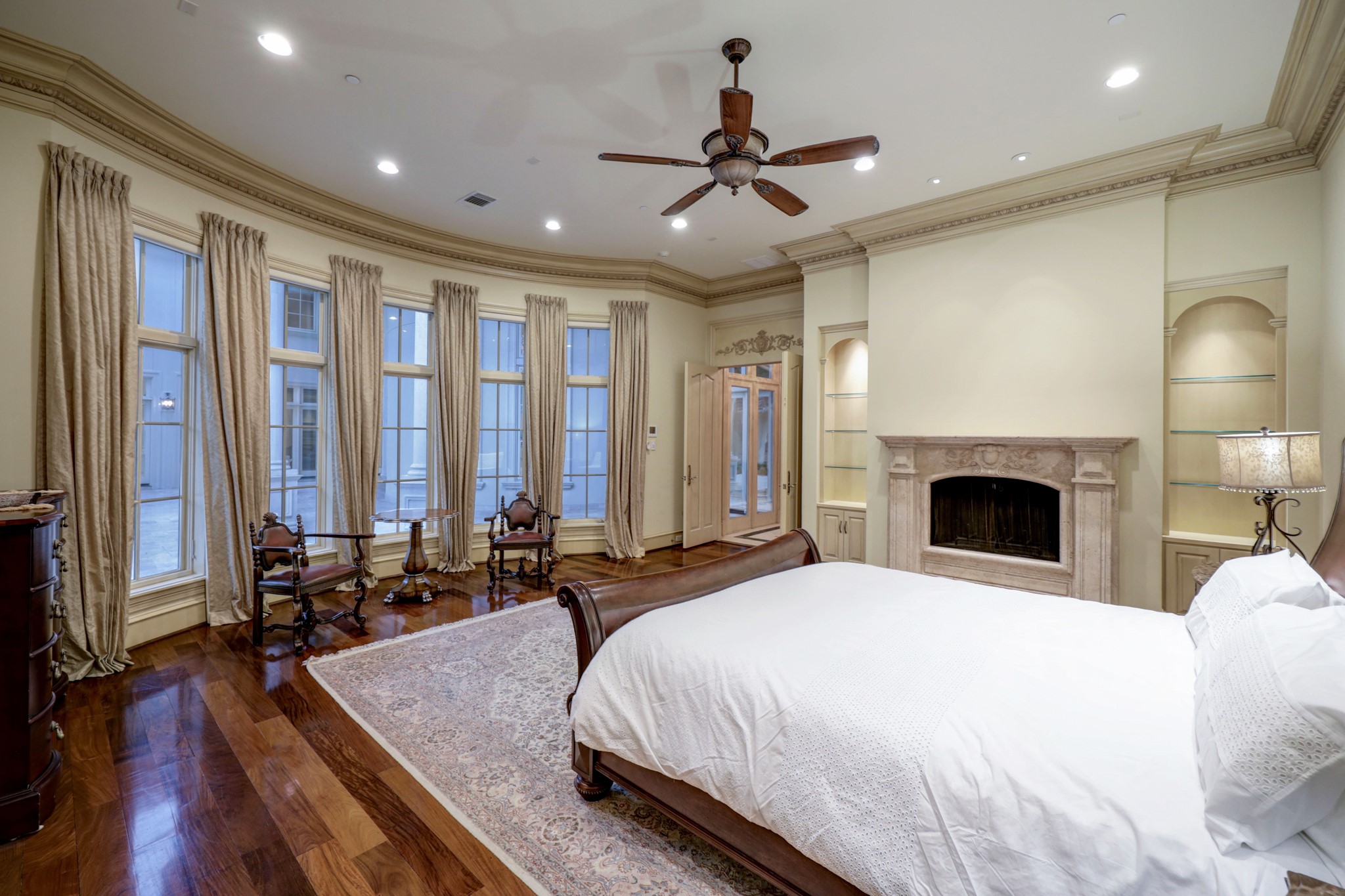 705 Kuhlman Road , Houston, TX, 77024 | 43863388 | Realty Texas LLC