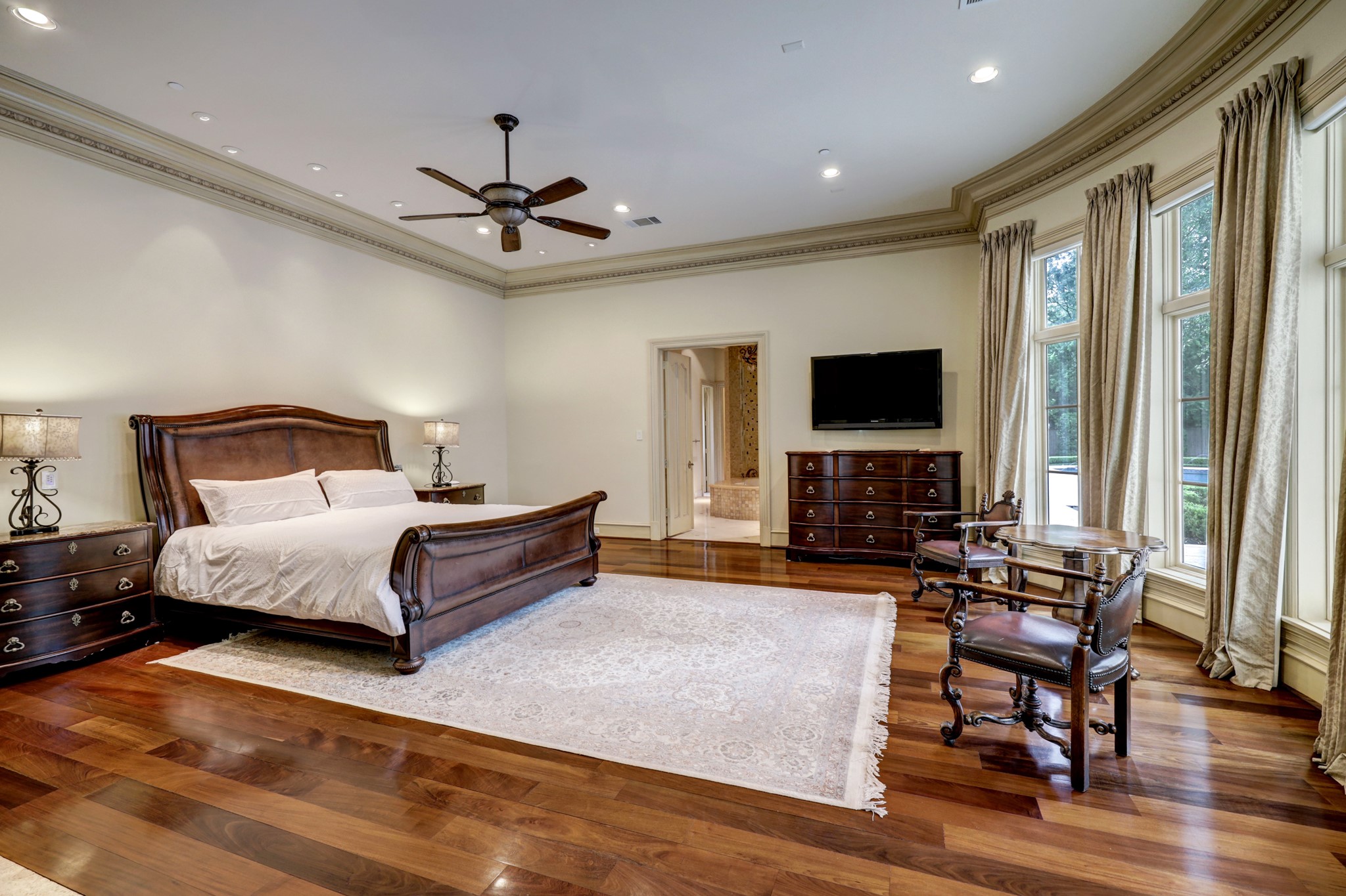 705 Kuhlman Road , Houston, TX, 77024 | 43863388 | Realty Texas LLC