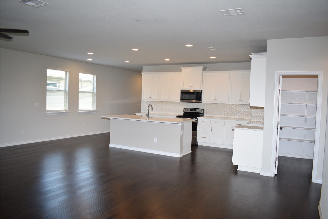 104 Magna Lane , Liberty Hill, TX, 78642 | 9584492 | Realty Texas LLC