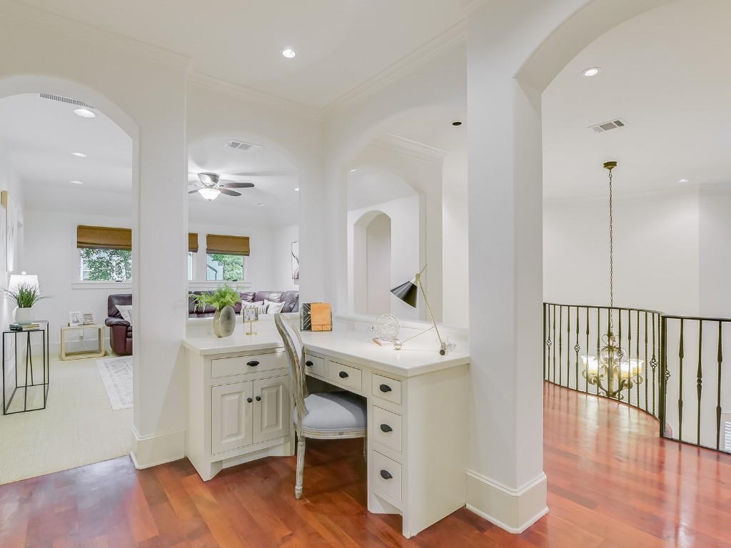 2806 Cherry Lane , Austin, TX, 78703 | 8026178 | Realty Texas LLC