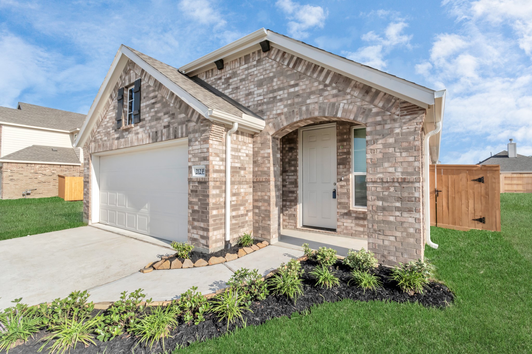 21235 Shore Bluff Dr